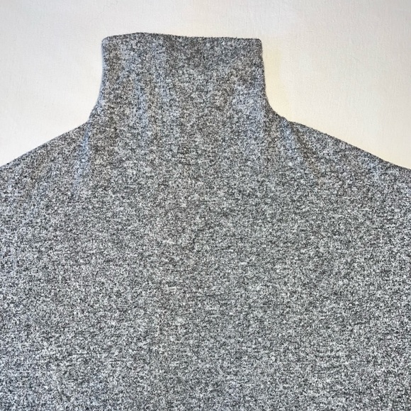 Cozy Mock neck - Picture 2 of 3